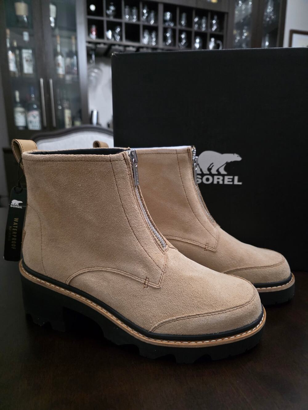 NWT Sorel Joan Now Zip Canoe Black Boot Suede Leather Women's Size 10